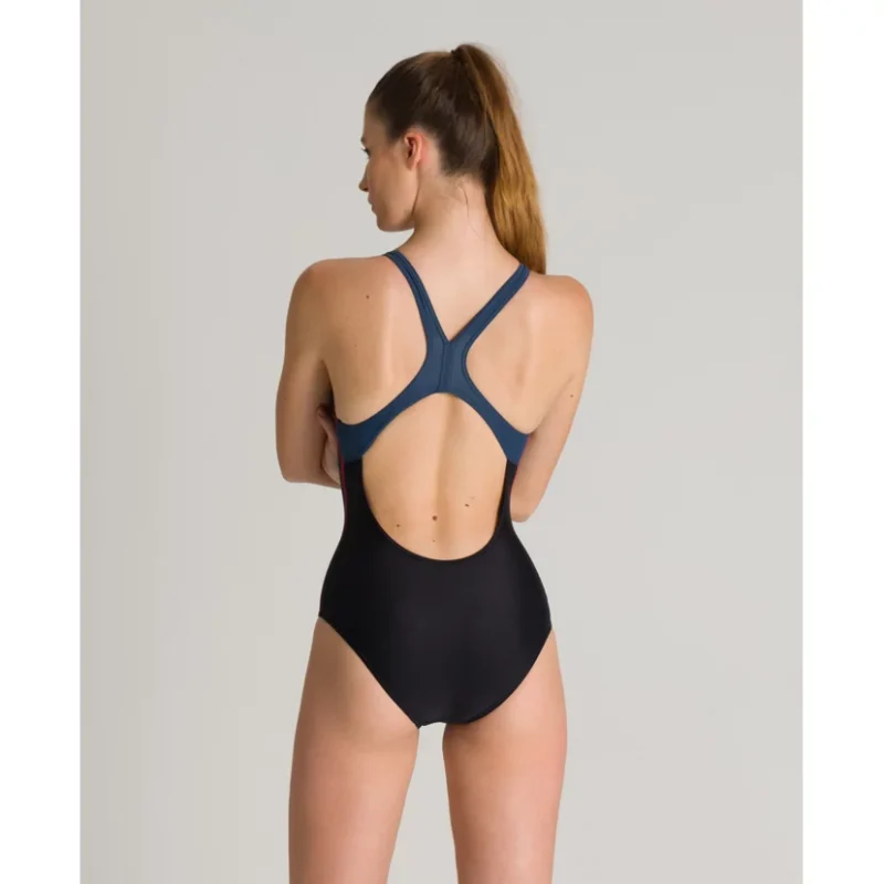 Arena Basics Swim Pro Back Női Úszódressz Black 1 002266 550 W BASICS SWIM PRO BACK ONE PIECE 002 O