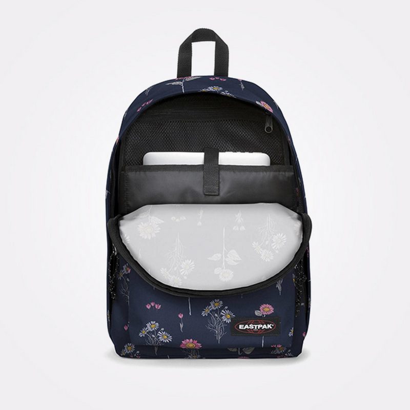 Eastpak Out Of Office Unisex Táska Wild Navy 2 EK000767J33 650x650 2