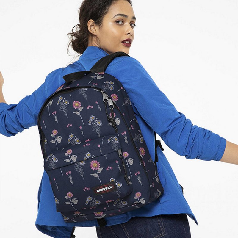 Eastpak Out Of Office Unisex Táska Wild Navy 3 EK000767J33 650x650 3