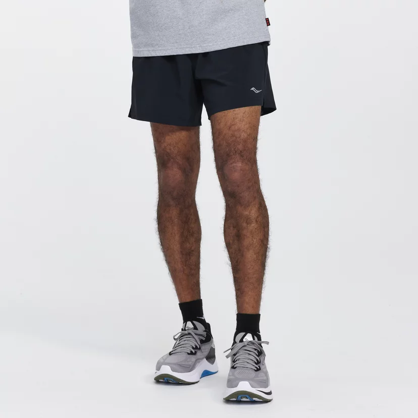 Saucony Outpace 5 Short Férfi Black