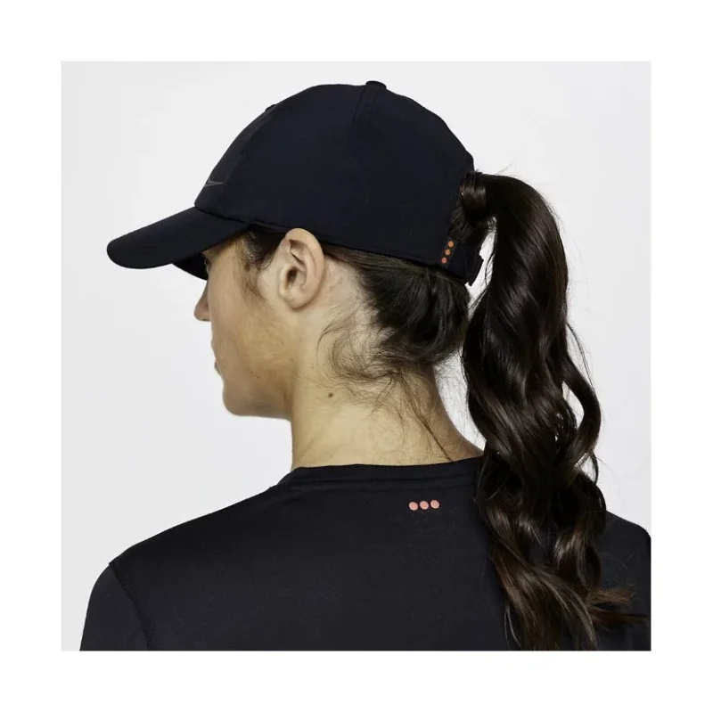 Saucony Outpace Petite Hat Sapka Black 3 SAU900037 BK 2b