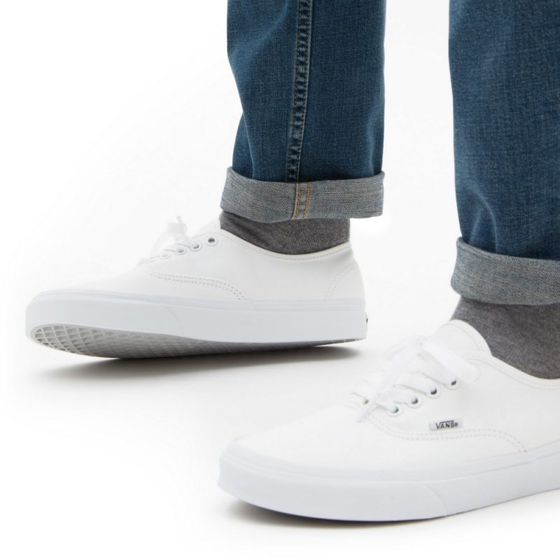 Vans UA Authentic Férfi Cipő True White 4 VN000EE3W00 1