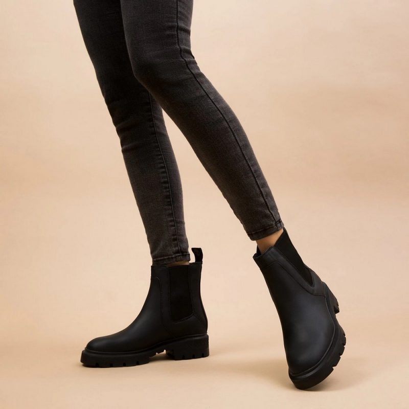 Timberland Cortina Valley Chelsea Női Cipő Black 3 TB0A5ND70151 1