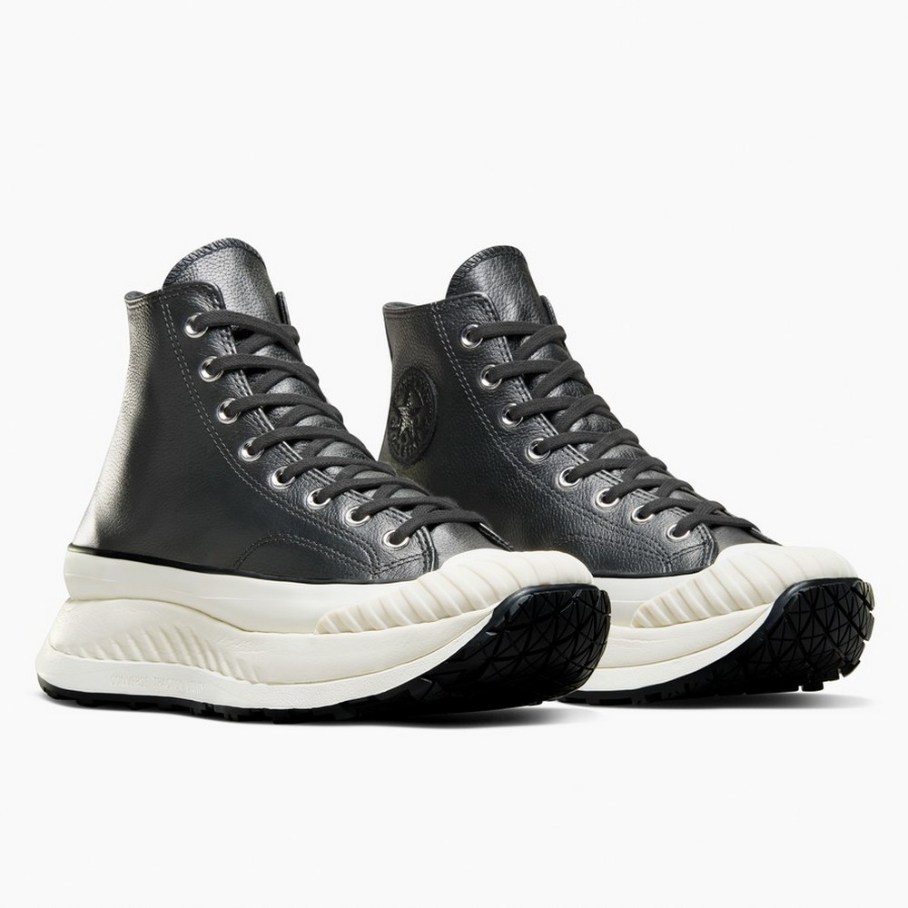 a07905c Converse Chuck 70 AT-CX Leather Unisex Cipő 3