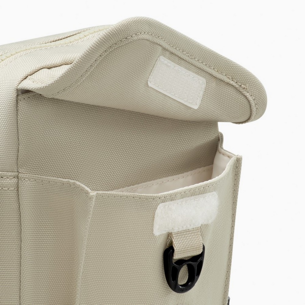 10020540-a18 Converse Crossbody 2 Unisex Táska Pale Surplus_3