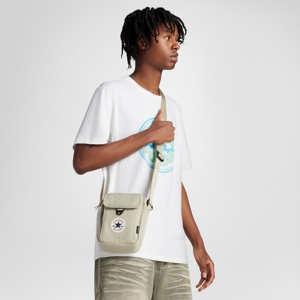 10020540-a18 Converse Crossbody 2 Unisex Táska Pale Surplus_4