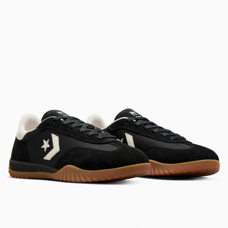 Converse Run Star Trainer Női Cipő Black 2 Converse Run Star Trainer Noi Cipo Black A08263C E 107X1 Web